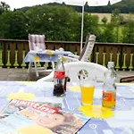 ゲストハウス Pension-gaestehaus Waldhof