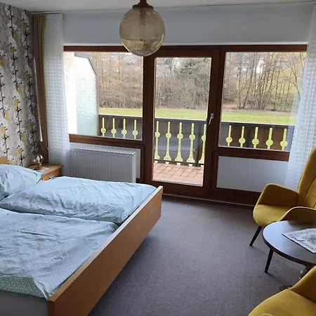 Pension-gaestehaus Waldhof ヴィンターベルク