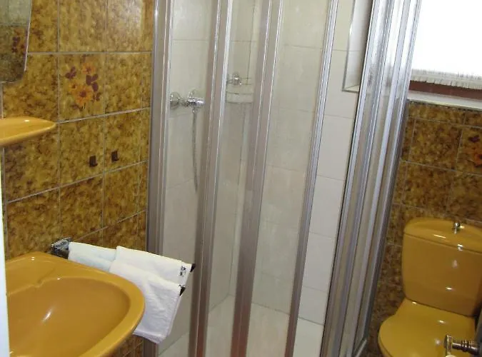 Pension-gaestehaus Waldhof ヴィンターベルク