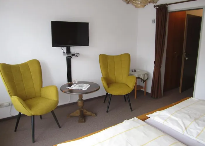 ゲストハウス Pension-gaestehaus Waldhof