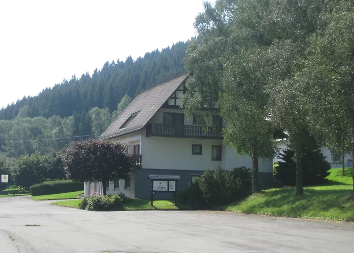 ゲストハウス Pension-gaestehaus Waldhof