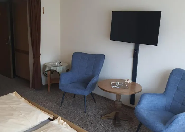 ゲストハウス Pension-gaestehaus Waldhof