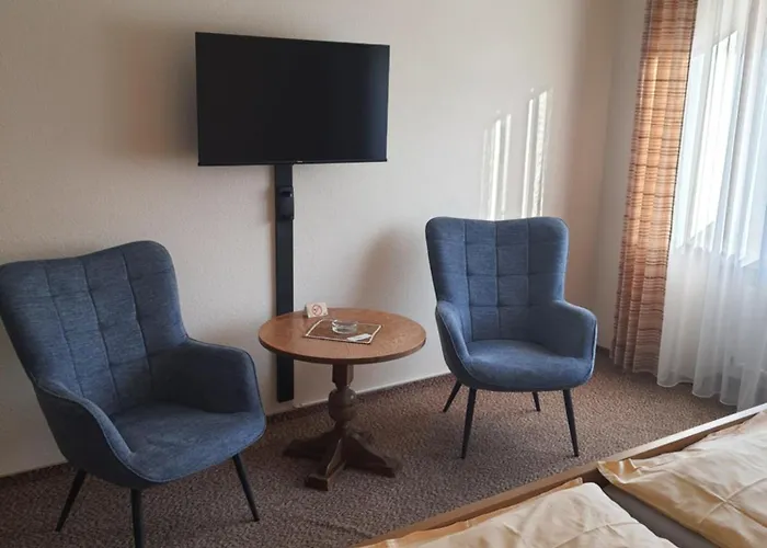 Pension-gaestehaus Waldhof ゲストハウス 3*