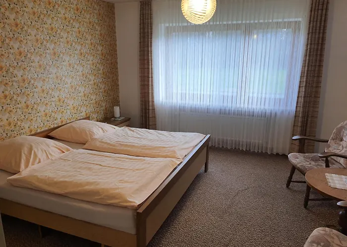 ゲストハウス Pension-gaestehaus Waldhof